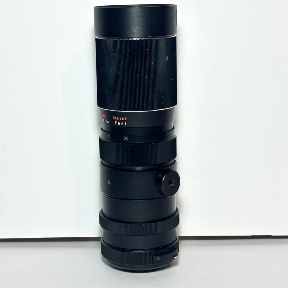 Soligor Auto-Zoom 90mm-230mm I :4.5 Lens No. 1692959 W/ Tripod Mount